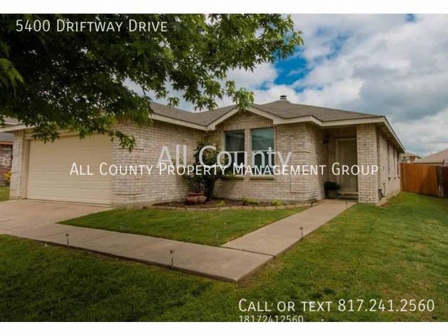 5400 Driftway Dr, Fort Worth, TX 76135