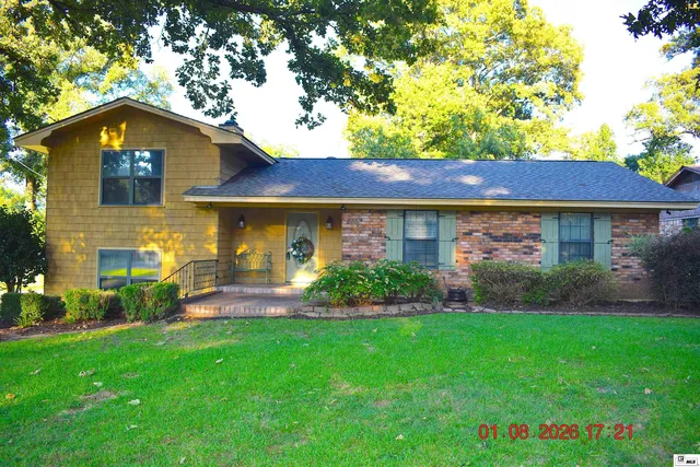 10736 Mimosa Dr, Bastrop, LA 71220