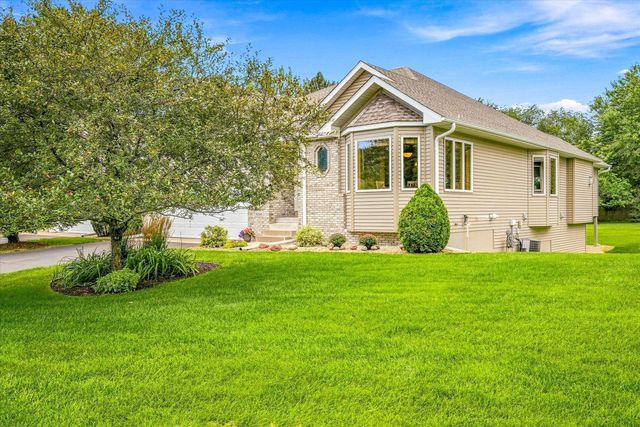 14346 Rochester St NE, Ham Lake, MN 55304
