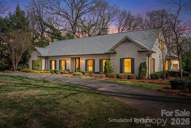 3636 Brentwood Dr, Gastonia, NC 28056