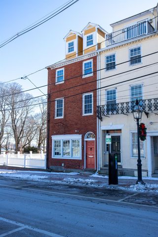 36 State Street, Portsmouth, NH 03801