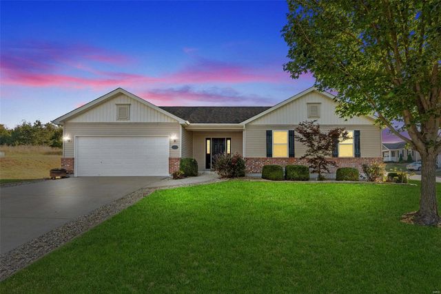 2 Apple Tree Ct, Moscow Mills, MO 63362