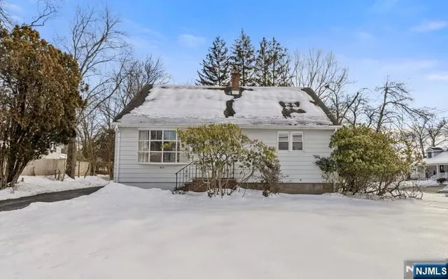 417 Tenakill Dr, Northvale, NJ 07647
