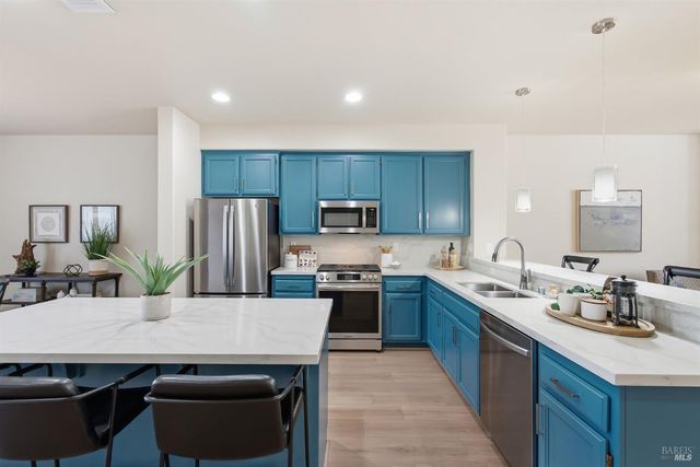 191 Johnson St, Windsor, CA 95492