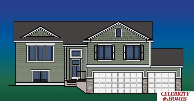 10604 Portage Dr, Papillion, NE 68046