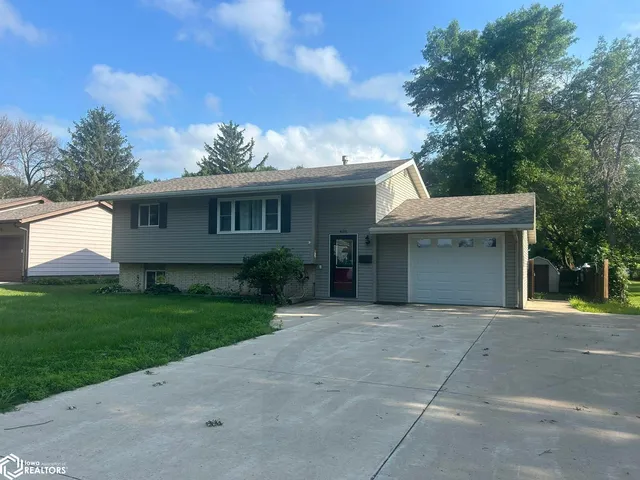 401 3rd Ave NE, Pocahontas, IA 50574