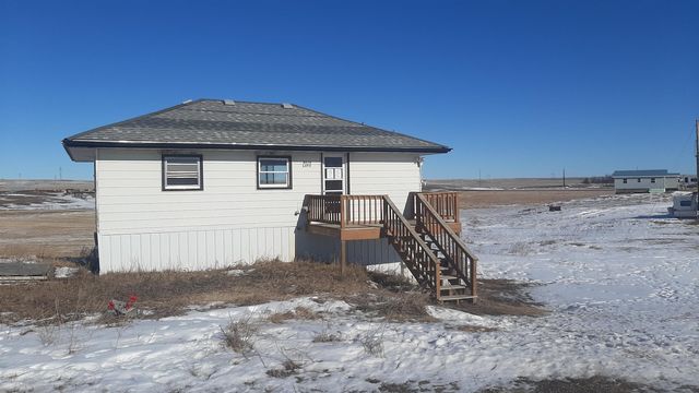 8010 68th St   NW, Stanley, ND 58784