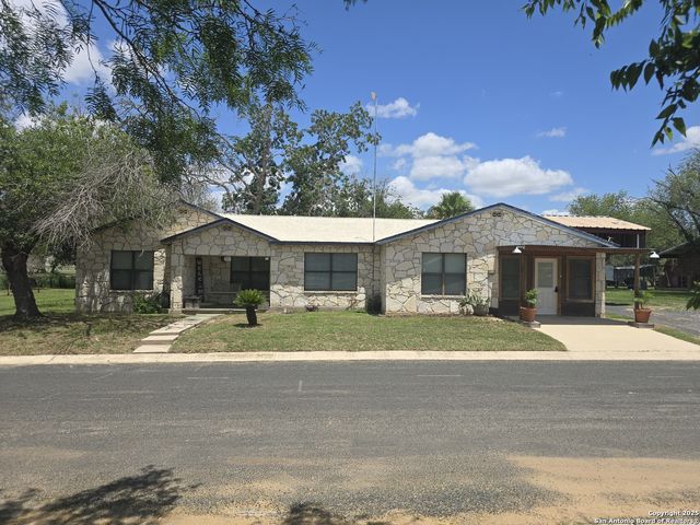 78147 Homes For Sale & 78147 Real Estate - 52 Homes | Trulia