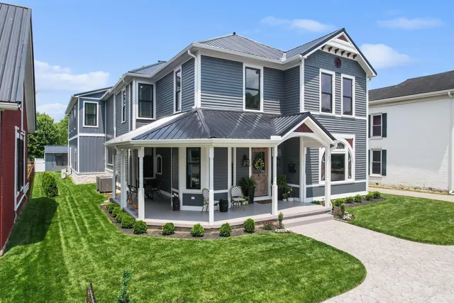 105 E  4th St, Augusta, KY 41002