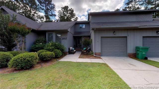 2957 Wedgeview Dr, Fayetteville, NC 28306