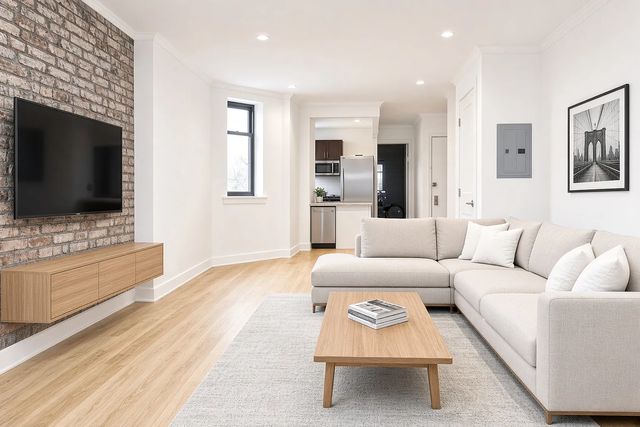 344 E  55th St #5C, New York, NY 10022
