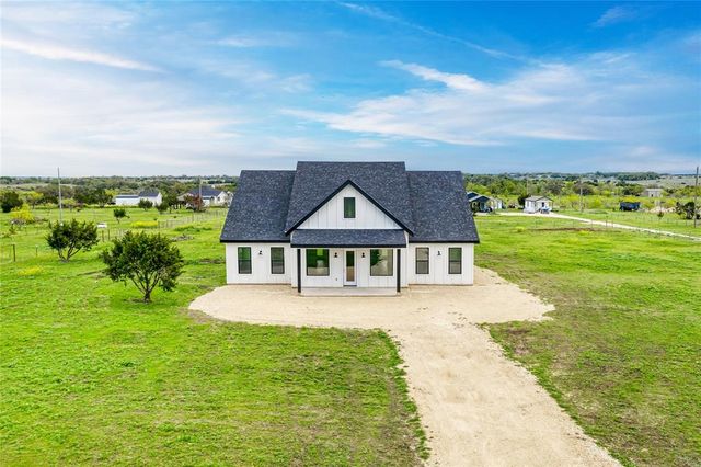 2721 County Road 219 Ct, Florence, TX 76527