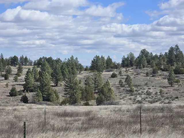148 Valleyview Ln, Miles City, MT 59301