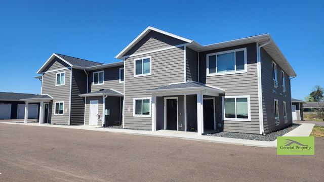 2566 118th St #102, Chippewa Falls, WI 54729