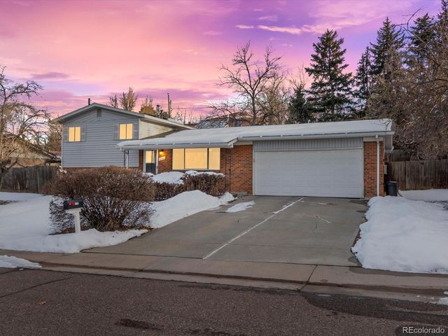 6260 W 5th Place, Lakewood, CO 80226