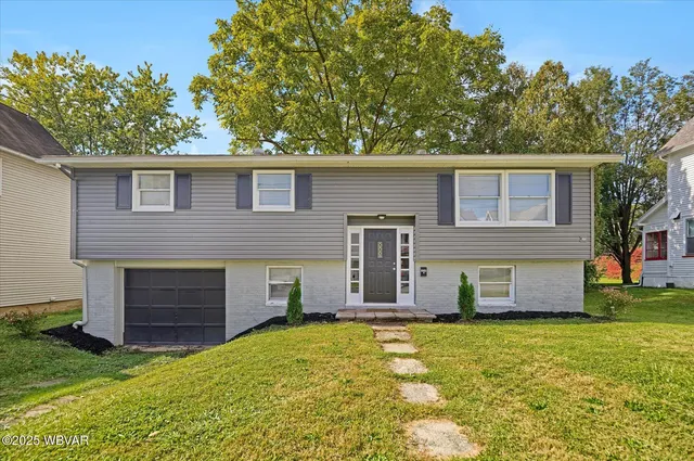 336 Spruce St, Jersey Shore, PA 17740