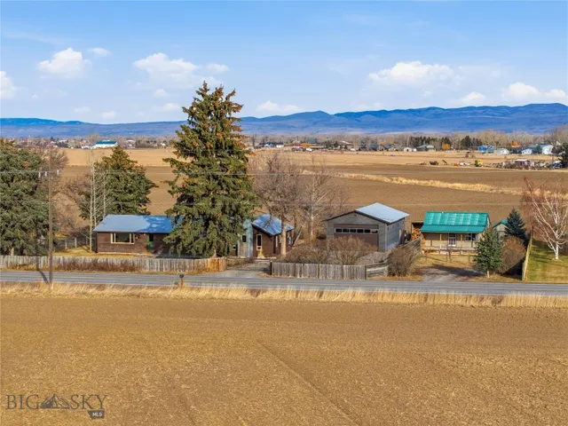 3071 W  Cameron Bridge Rd, Manhattan, MT 59741