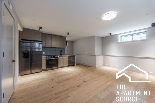 2228 N  Kedzie Blvd #101, Chicago, IL 60647