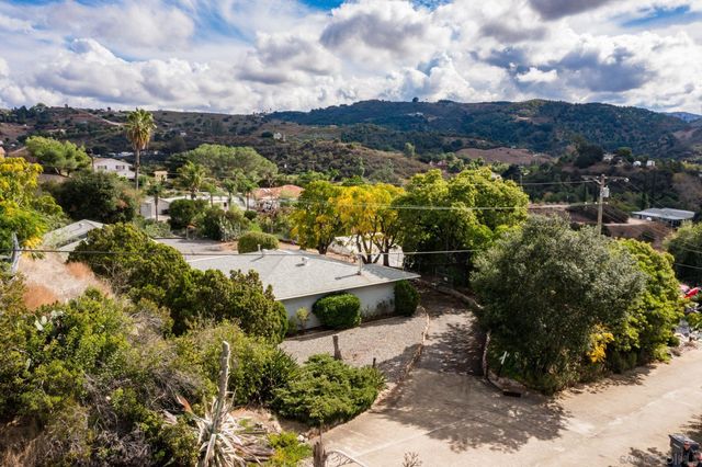 31231 Palimo Dr, Escondido, CA 92026