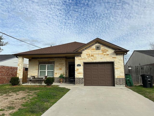 14413 Quention Dr, Houston, TX 77045