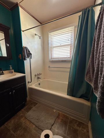 910 W Broadway Avenue, West Plains, MO 65775