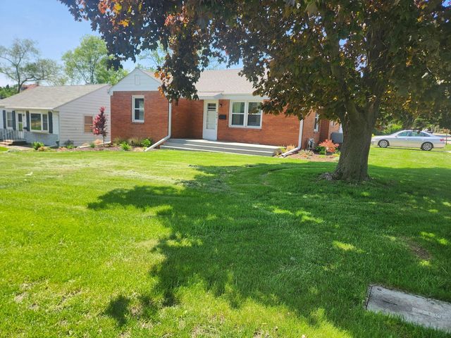424 N  6th St, Monmouth, IL 61462