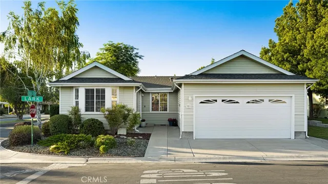 351 Lark Dr, Paso Robles, CA 93446