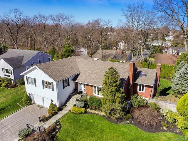 18 Claudet Way, Eastchester, NY 10709