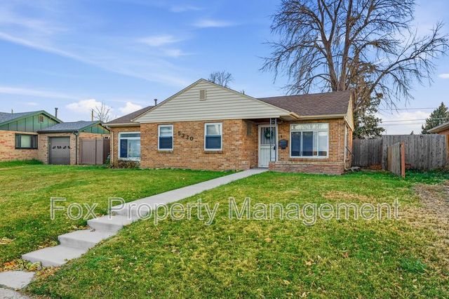 5320 E  Thrill Pl, Denver, CO 80207