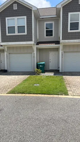 1810 Stable Ln, Fort Walton Beach, FL 32547