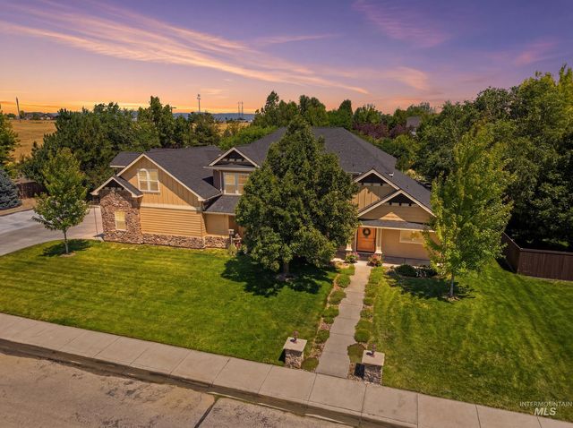 4832 S  Nickel Creek Ave, Meridian, ID 83642
