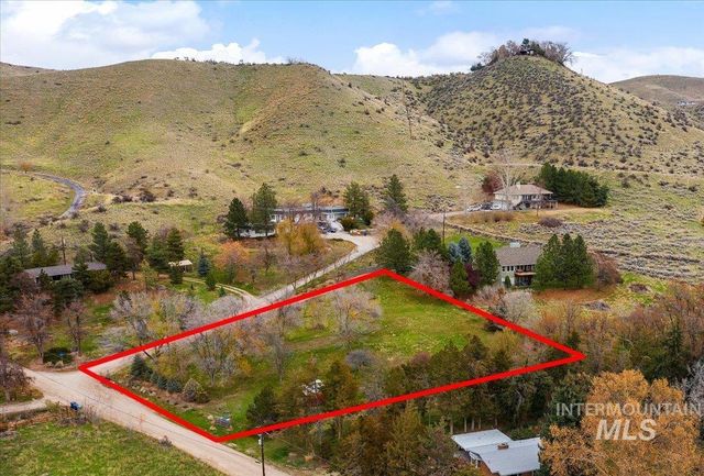 N  Eugene St, Boise, ID 83703