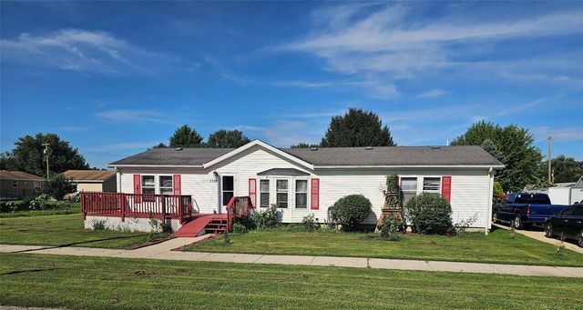 1115 W  8th St, Perry, IA 50220