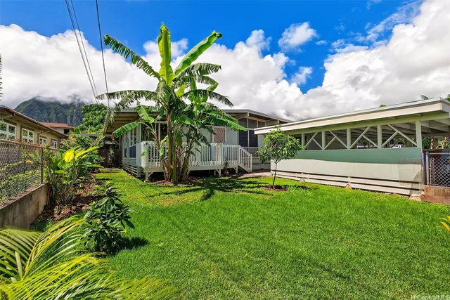 41-1644 Kalanianaole Hwy, Waimanalo, HI 96795