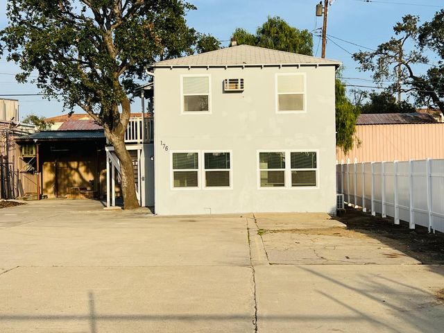 176 S  3rd Ave #A, Upland, CA 91786
