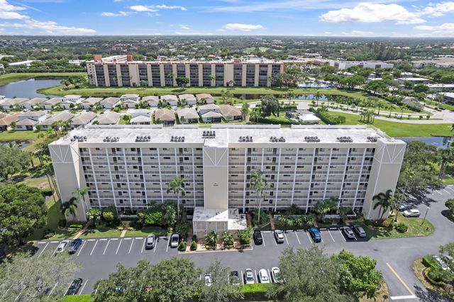 7290 Kinghurst Drive #704, Delray Beach, FL 33484
