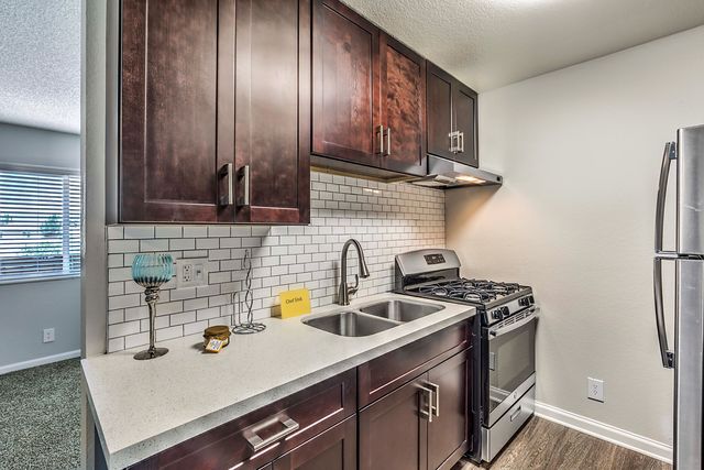 1648 Del Amo Blvd #213, Torrance, CA 90501