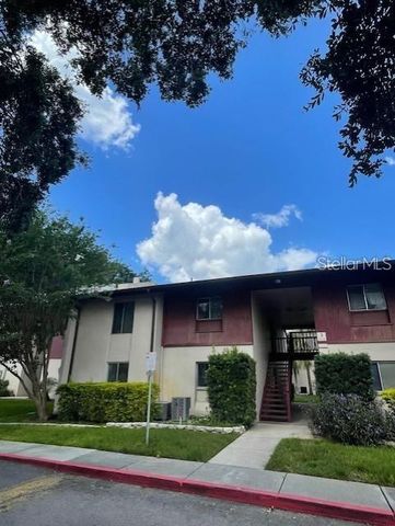 3850 N LAKE DRIVE #140, Tampa, FL 33614