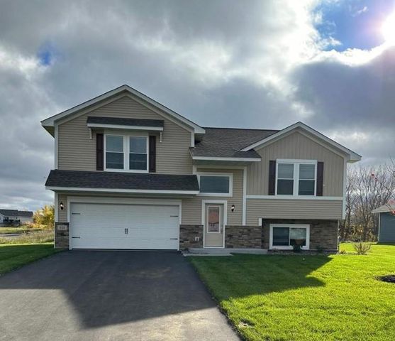 440 Wildflower Ln, Waverly, MN 55390