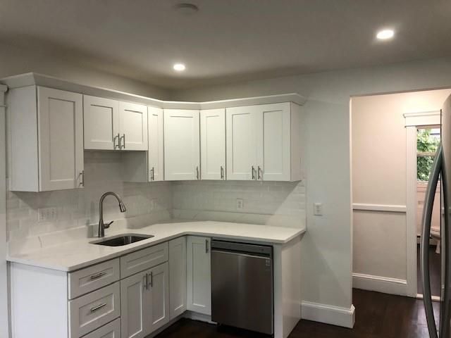 119 Lancaster St #2, Providence, RI 02906