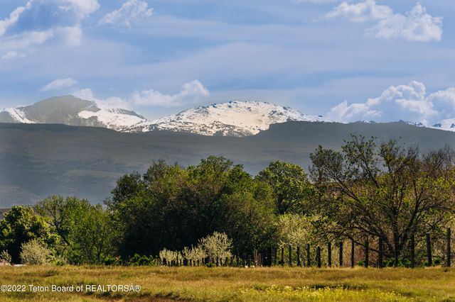 Cloud Peak Rnch, Hyattville, WY 82428