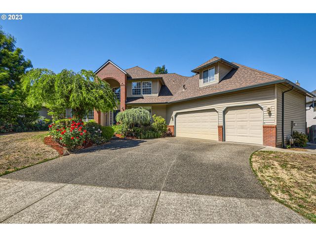 12297 SE One Rosa Dr, Happy Valley, OR 97086