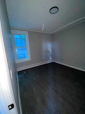22 Croton Ave #2, Ossining, NY 10562