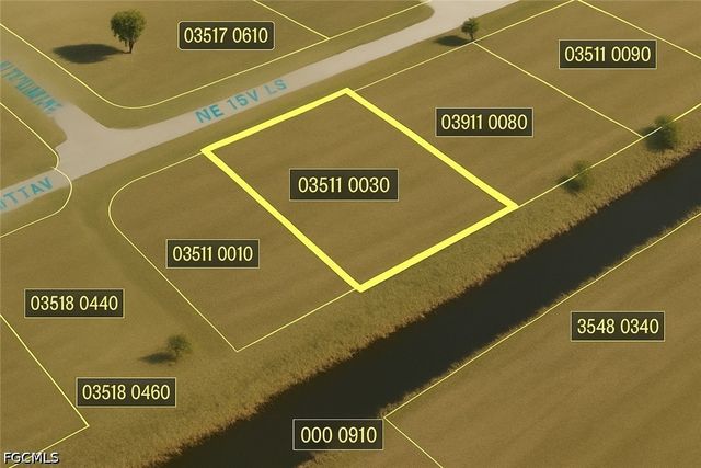 2104 NE 13th Ln, Cape Coral, FL 33909