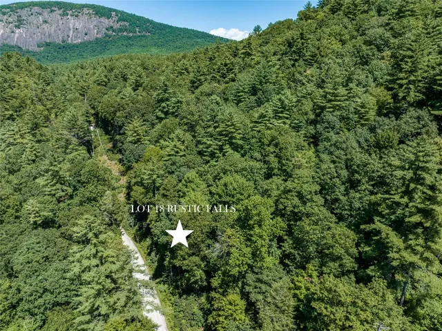 000 Walkingstick Rd, Highlands, NC 28741