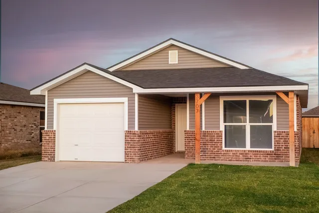 Callie Plan in Cypress Ranch, Lubbock, TX 79407
