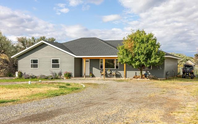 4 Browning Rd, Cody, WY 82414
