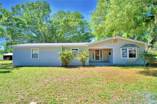 226 S  Hendry Ave, Fort Meade, FL 33841