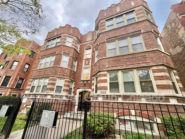 7725 S  Kingston Ave #3, Chicago, IL 60649