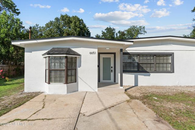 6651 HASLETT Drive N, Jacksonville, FL 32277